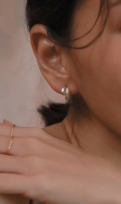 最好的相遇。貼耳耳環