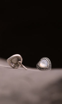 曦日之心。 Nacre | 珍珠母貝 | 925純銀耳環