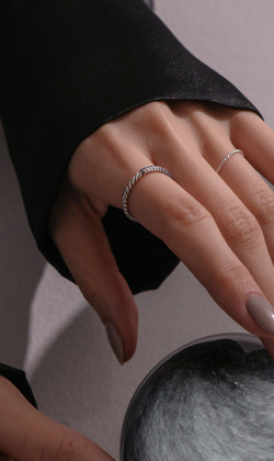 月輪鎏影。925純銀戒指