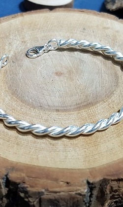 【簡約麻花手環-含鉤】純銀手環 / 扭轉手環 / Sterling Silver Bracelet / Twisted 【簡約麻花手環-含鉤】純銀手環 / 扭轉手環 / Sterling Silver Bracelet / Twisted