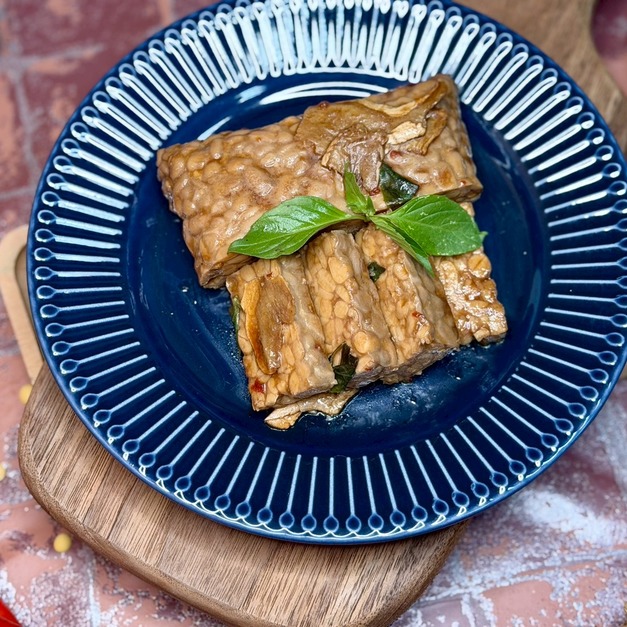 【 輕烹調系列 】台式三杯黃豆天貝( 非基改黃豆 ) 【 輕烹調系列 】台式三杯黃豆天貝( 非基改黃豆 )