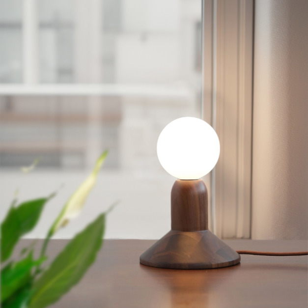 大正復古洋風 北美黑胡桃木桌燈 原木 職人手作 080LT 大正復古洋風 北美黑胡桃木桌燈 原木 職人手作 080LT