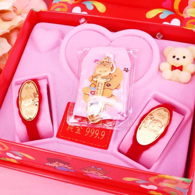 博士金湯匙-彌月金飾音樂禮盒(0.20錢)