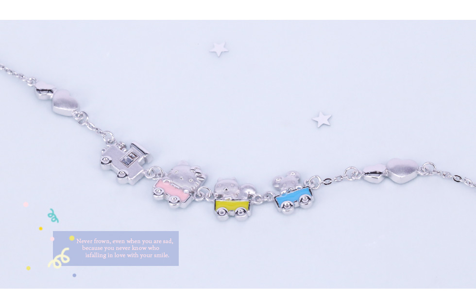 Kitty粉絲不容錯過的經典商品,還能刻上專屬文字唷!