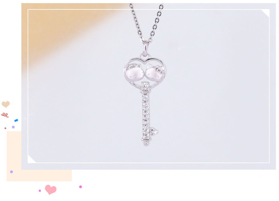 Hello Kitty項鍊墜以夢幻的鑰匙形狀打造成為你最迷人的配飾