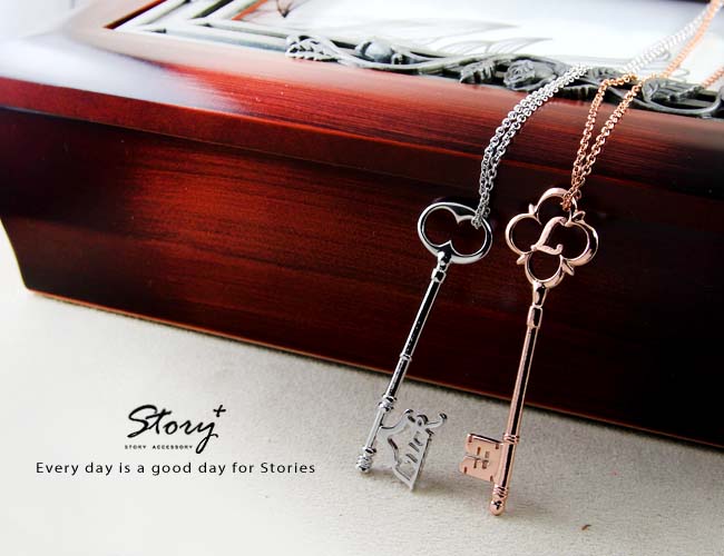 訂做純銀項鍊典雅的氣息非常適合女性佩戴