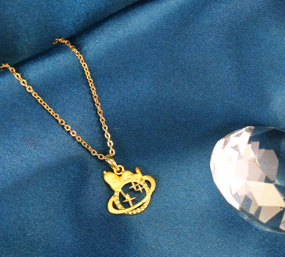 史奴比黃金墜子SNOOPY