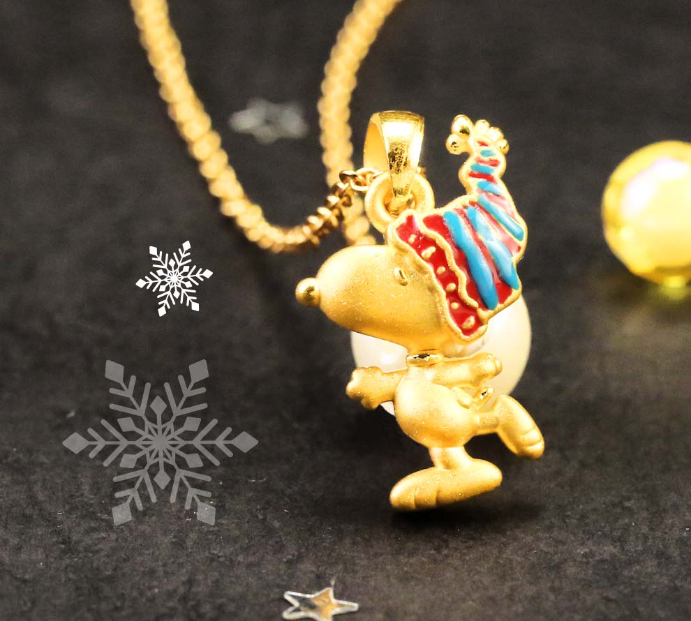 毛帽史奴比黃金墜子