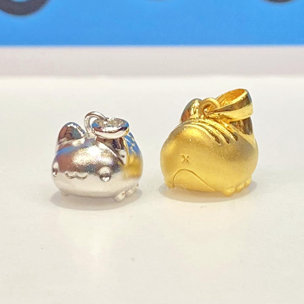 翹屁屁咖波純銀墜子與金色版本擺拍-貓貓蟲咖波BugcatCapoo