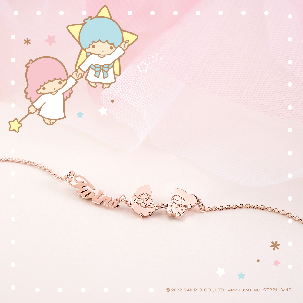 KikiLala 客製純銀手鍊吊牌與雙星仙子雕刻細節特寫