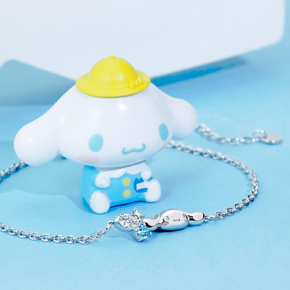 大耳狗純銀手鍊平放展示,療癒系三麗鷗銀飾