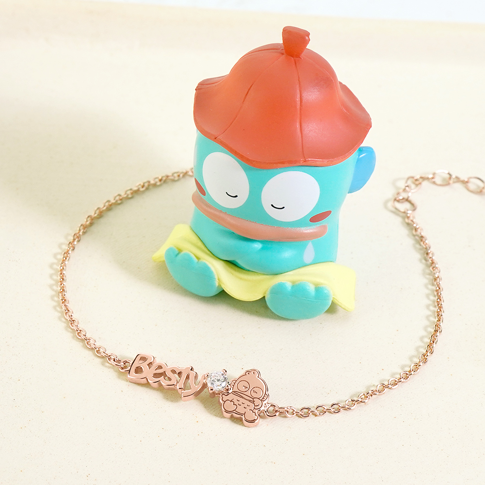 人魚漢頓 Hangyodon 玫瑰金客製字母純銀手鍊,搭配反差萌角色公仔展示