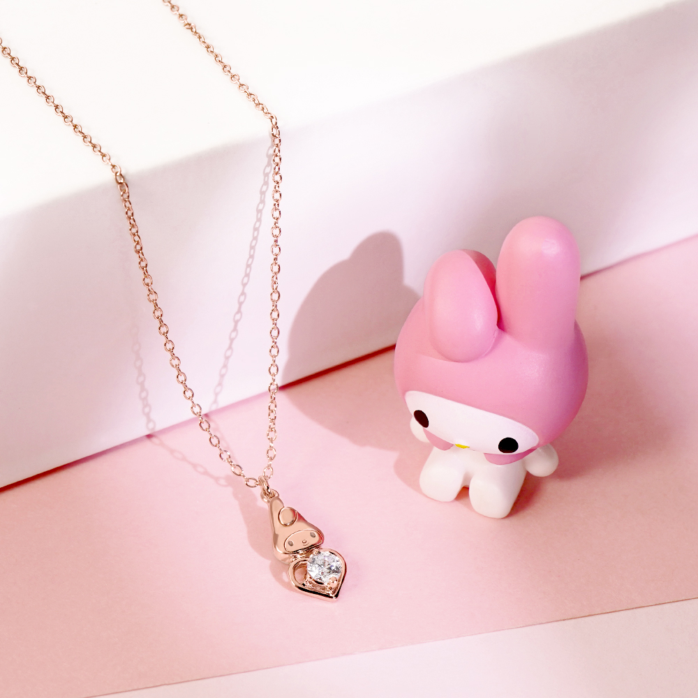 美樂蒂誕生石純銀項鍊實際配戴示意,日常穿搭百搭