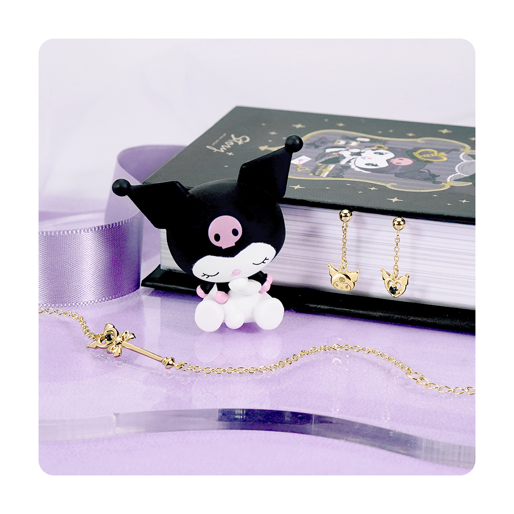 Kuromi 王國系列飾品搭配展示,包含耳環、手鍊與皇冠純銀項鍊