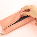 CHENSON真皮 讓錢住飯店 超薄牛皮長夾 蜜桃粉(W00018-LO)_4 CHENSON真皮 讓錢住飯店 超薄牛皮長夾 蜜桃粉(W00018-LO)_4
