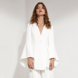姊的時代穿搭 | 側腰開叉 飛袖一粒扣西裝外套 (2色) 姊的時代穿搭 | 側腰開叉 飛袖一粒扣西裝外套 (2色)