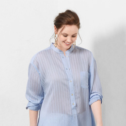 【大尺碼】微透款 條紋中長版襯式上衣 【大尺碼】微透款 條紋中長版襯式上衣