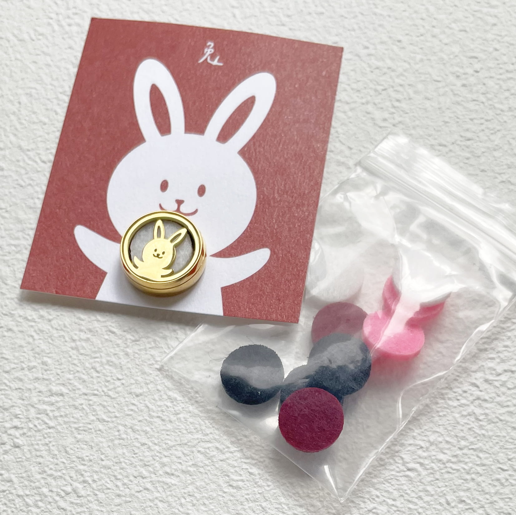 SCENT FOREST 香氛森林 質感金屬 不鏽鋼 口罩香氛釦 兔子