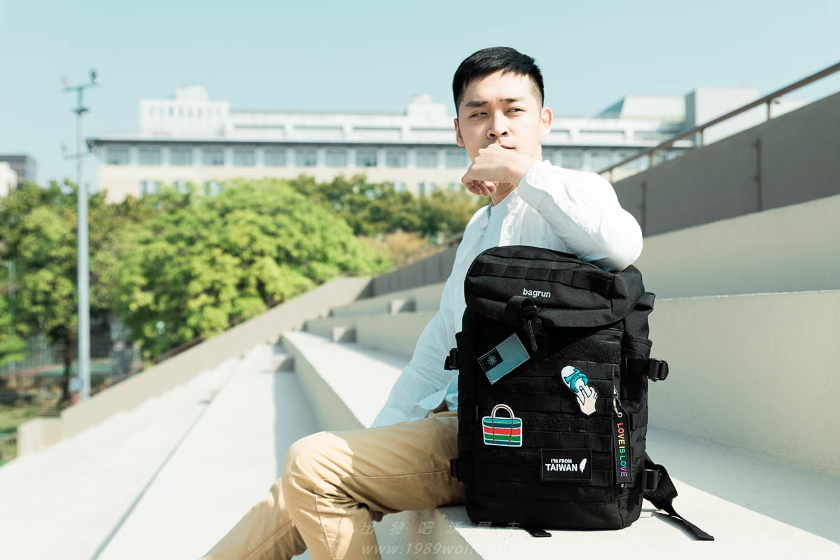 沃爾夫 都會玩家瞬開翻蓋後背包