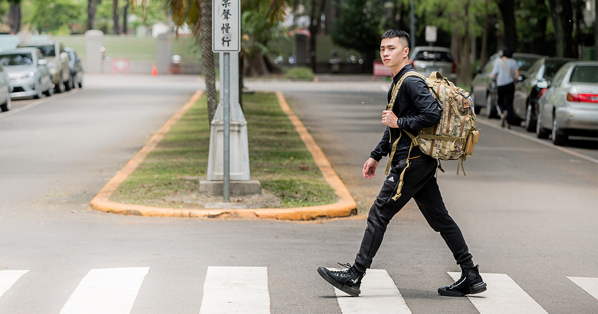 上班族挑通勤後背包,最常遇到的 4 個問題
