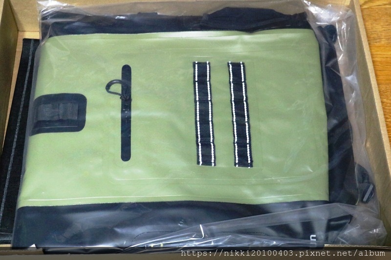 氣彈系列巔峰防水背包