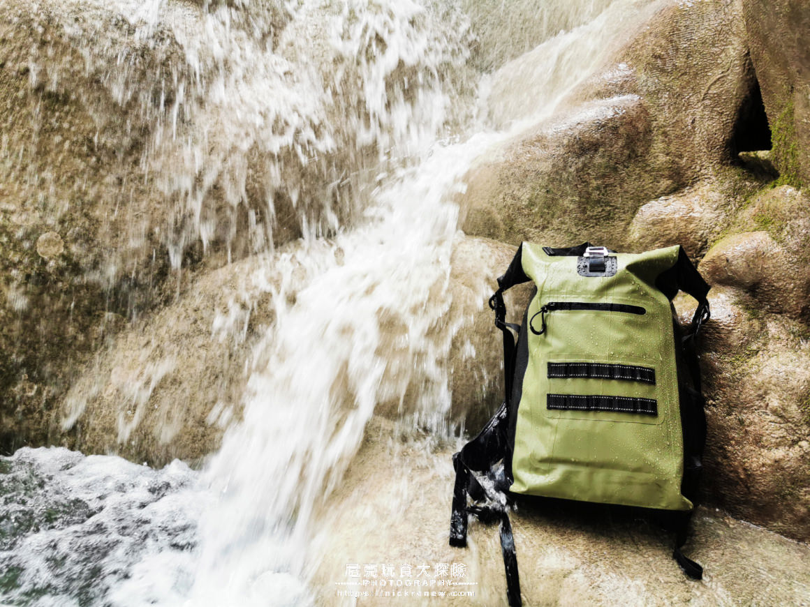 氣彈系列巔峰防水背包