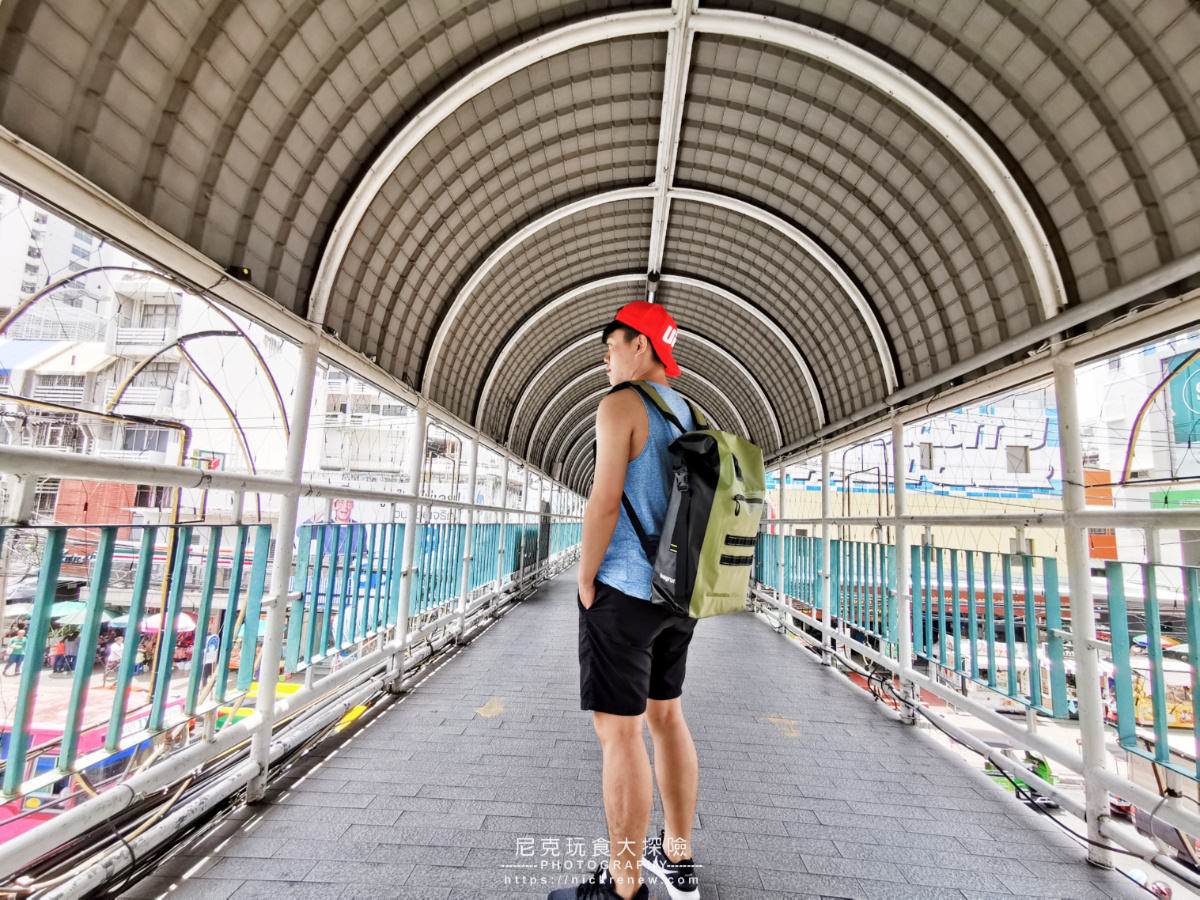 氣彈系列巔峰防水背包