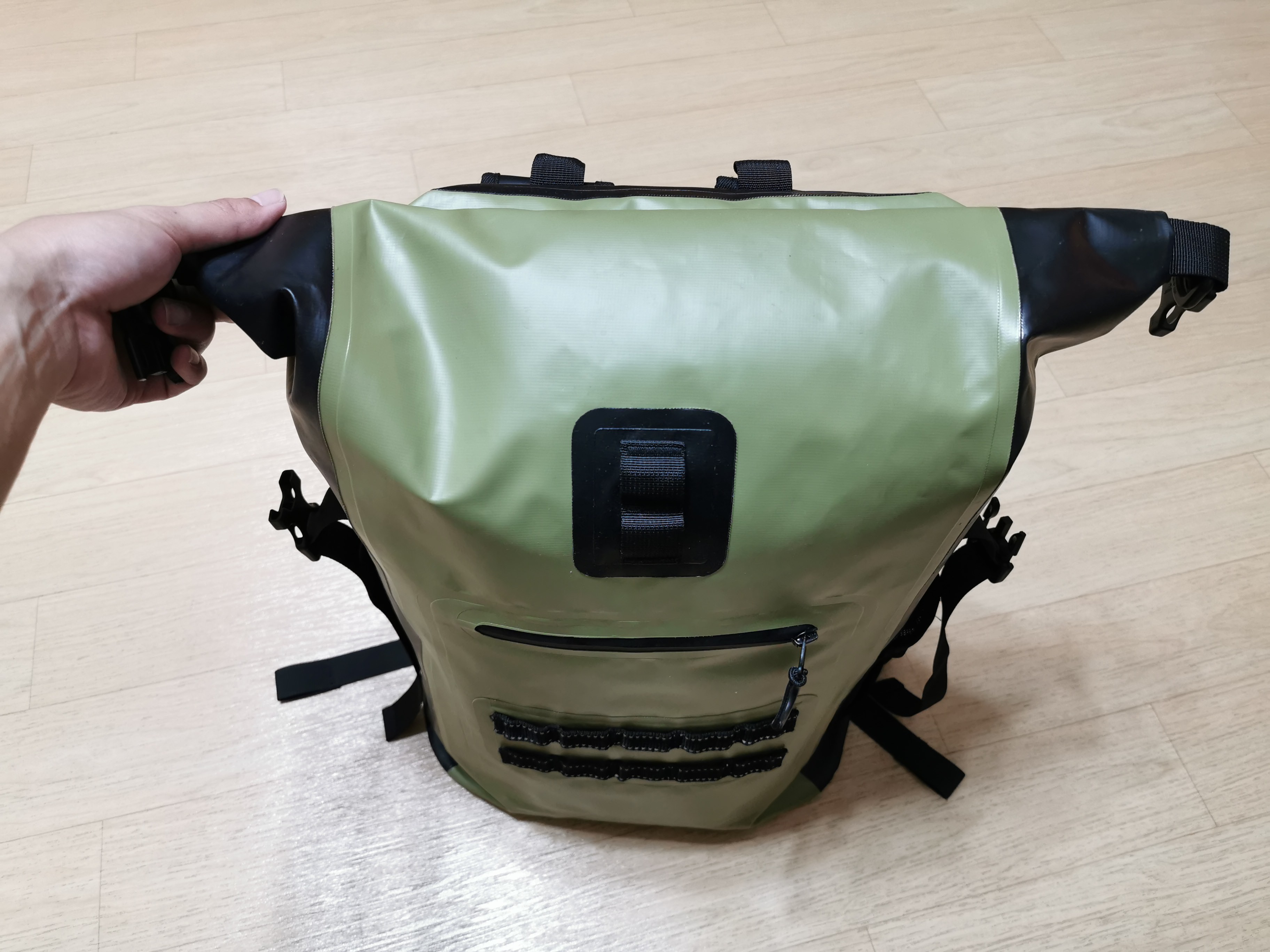 氣彈系列巔峰防水背包