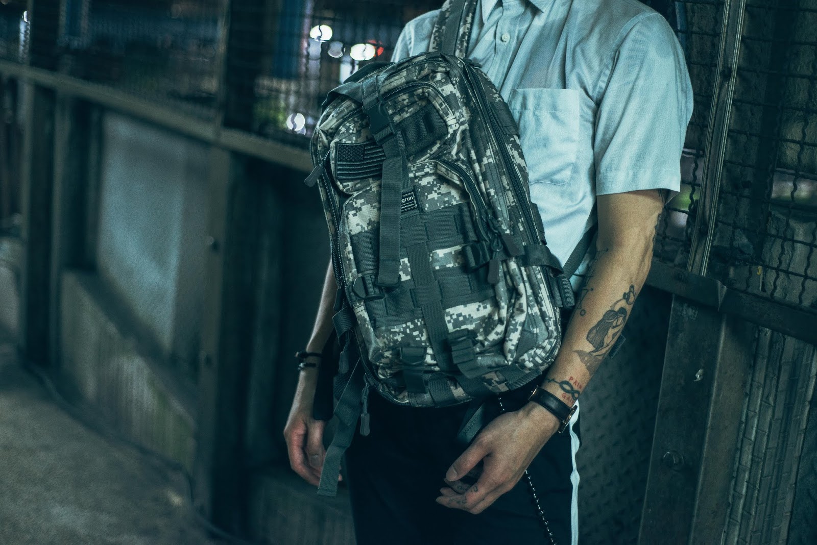 李豪 都會玩家軍事風格後背包