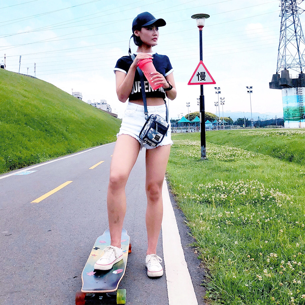 斜揹小包個性穿搭術|二代MOLLE系統軍規多功能小包,運動系女孩穿搭推薦