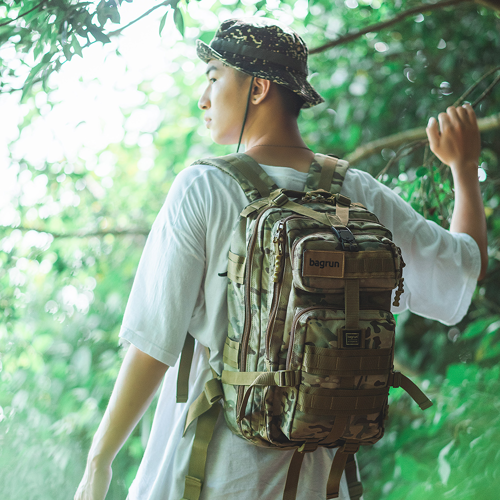 一日健行背包推薦|二代都會玩家軍事風格後背包