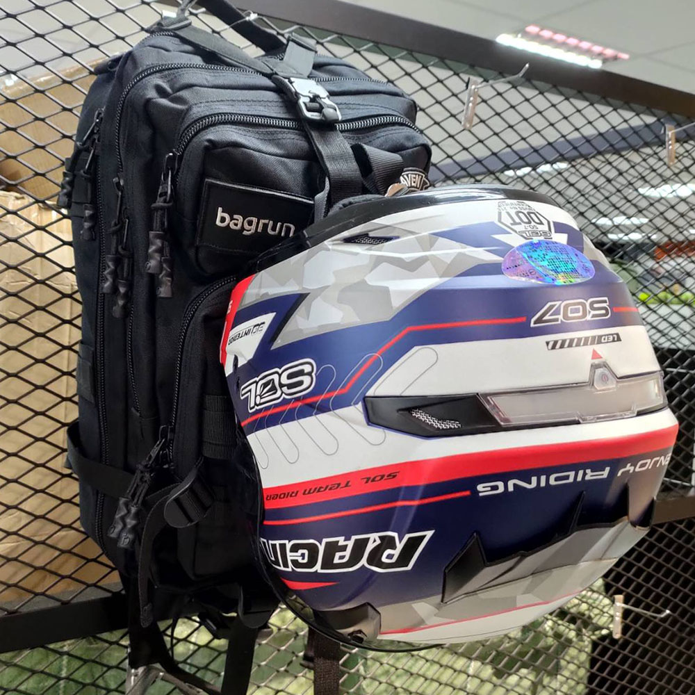 機車騎士背包|滿足騎士日常需求的軍規機能後背包