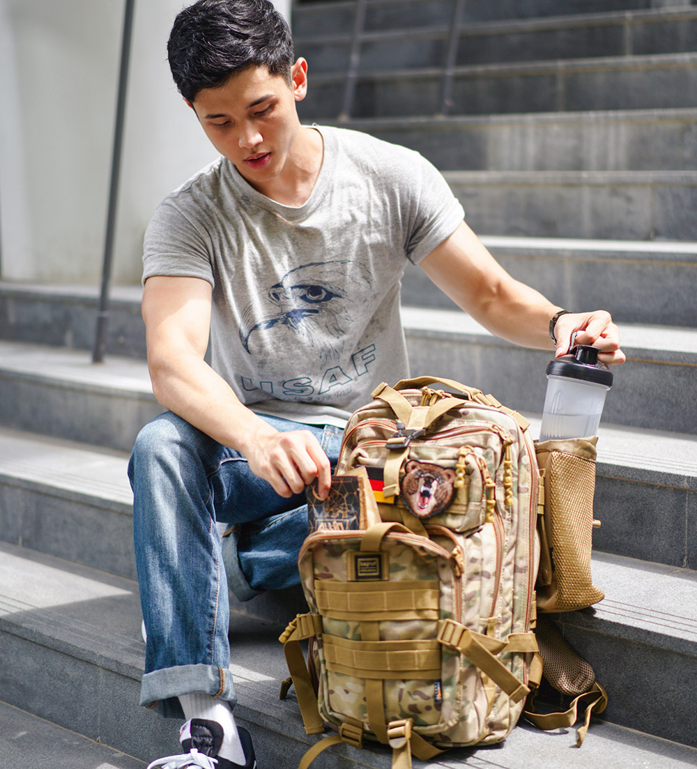 我不是軍事迷也不是生存遊戲玩家,為什麼需要軍規包?(二代都會玩家軍事風格瞬開後背包)
