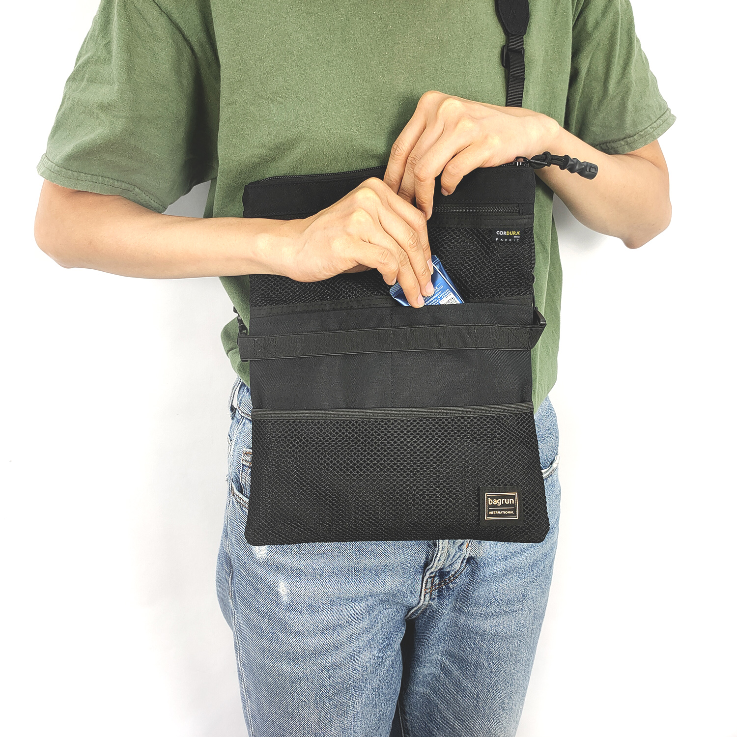 bagrun軍風機能隨身補給袋  分隔設計好收納