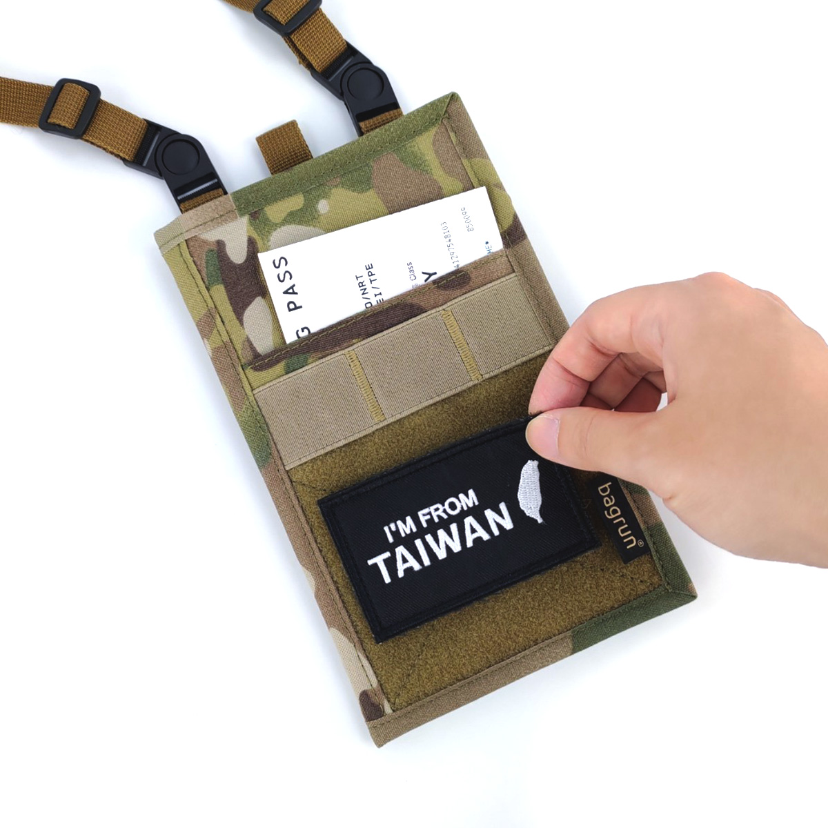 台灣設計軍風護照包/軍風機能隨行貼身小包