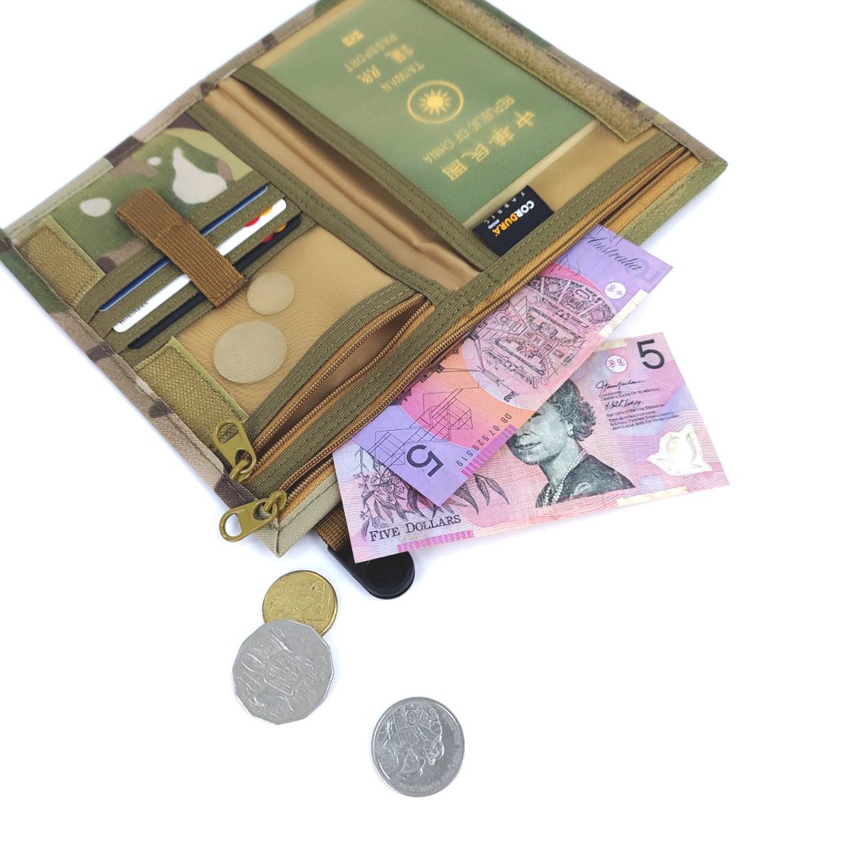 台灣設計軍風護照包/軍風機能隨行貼身小包