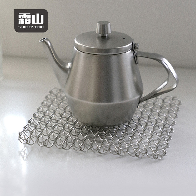 【日本霜山】時尚編織風304不鏽鋼方形隔熱墊/鍋墊 【日本霜山】時尚編織風304不鏽鋼方形隔熱墊/鍋墊