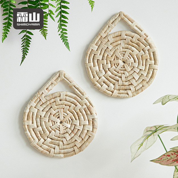 【日本霜山】可掛式文藝風玉米皮編織鍋墊/隔熱墊 【日本霜山】可掛式文藝風玉米皮編織鍋墊/隔熱墊