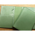 Grass Green 手工真皮護照夾/護照套 (客製化刻印英文名/禮盒包裝)_5 Grass Green 手工真皮護照夾/護照套 (客製化刻印英文名/禮盒包裝)_5