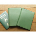 Grass Green 手工真皮護照夾/護照套 (客製化刻印英文名/禮盒包裝)_8 Grass Green 手工真皮護照夾/護照套 (客製化刻印英文名/禮盒包裝)_8
