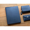 Navy Blue 手工真皮記事本/繪圖本/書套(附A5空白記事素描本,客製化刻印英文名)_6 Navy Blue 手工真皮記事本/繪圖本/書套(附A5空白記事素描本,客製化刻印英文名)_6