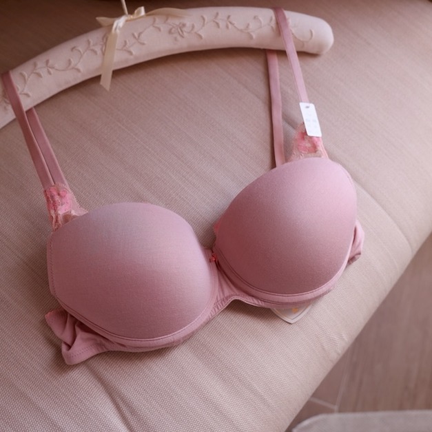A5- 櫻花粉 Breathable 輕盈呼吸集中內衣 -32B & 32C A5- 櫻花粉 Breathable 輕盈呼吸集中內衣 -32B & 32C