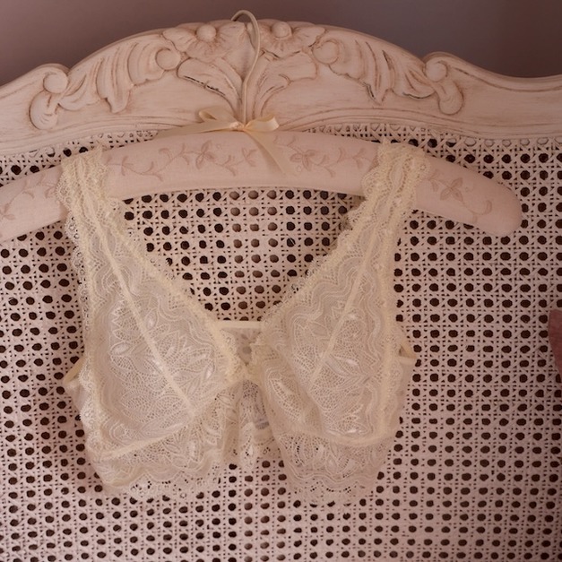 F8- Colombia 雲朵奶油白.法式蕾絲零束縛無鋼圈內衣 -S F8- Colombia 雲朵奶油白.法式蕾絲零束縛無鋼圈內衣 -S