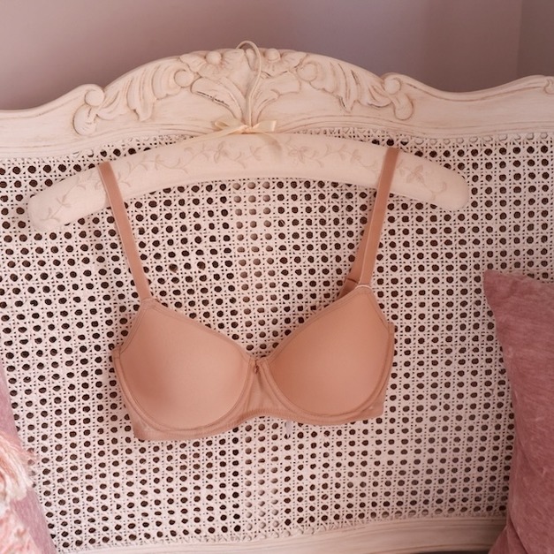 B5- 紐約 X Paris 聯名款:蜜糖呼吸.超輕盈集中美型內衣 -32C B5- 紐約 X Paris 聯名款:蜜糖呼吸.超輕盈集中美型內衣 -32C