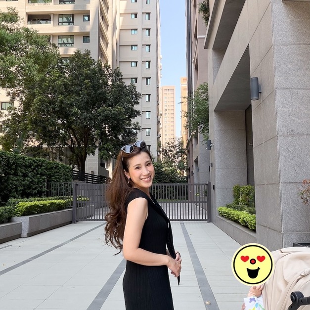 Noir Drape 垂墜修身長洋裝 Noir Drape 垂墜修身長洋裝