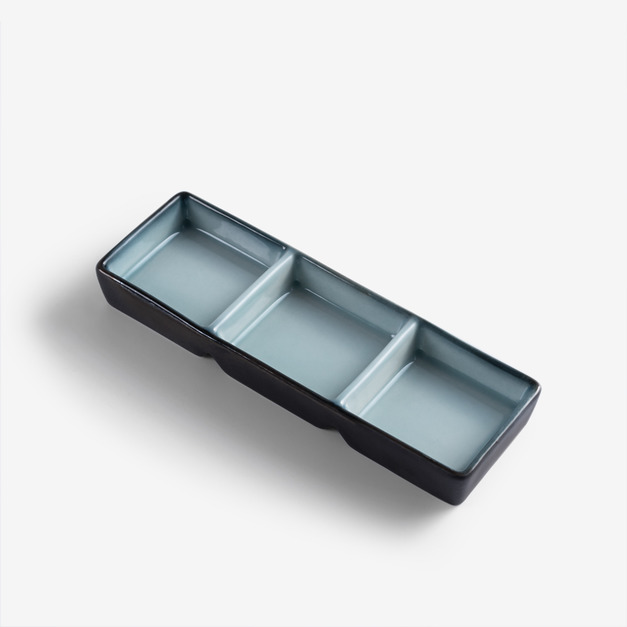 18cm 三格陶瓷醬料碟 =$360