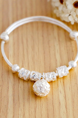 999純銀|花團錦簇小鈴鐺小孩伸縮手環 b90000224 999純銀|花團錦簇小鈴鐺小孩伸縮手環 b90000224