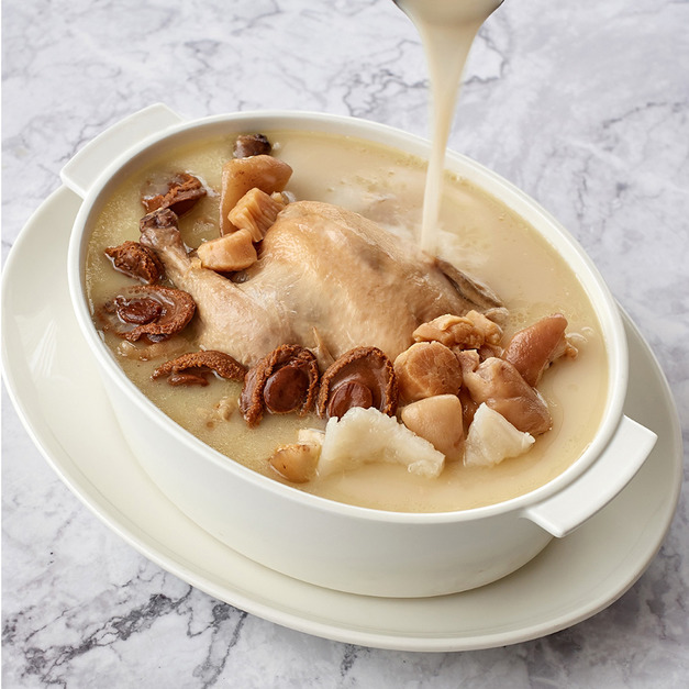 【冷凍年菜】潮粵坊-鮑魚花膠黏嘴雞湯 【冷凍年菜】潮粵坊-鮑魚花膠黏嘴雞湯