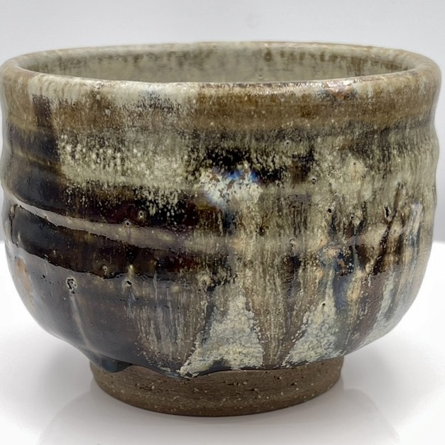 梁世昌作品 【暮山藍】陶茶碗 容量400cc (附專用錦盒與提袋) 梁世昌作品 【暮山藍】陶茶碗 容量400cc (附專用錦盒與提袋)