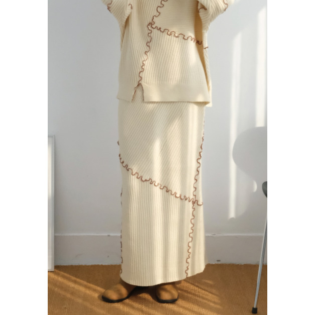 木耳滾線柔軟針織裙|米白 木耳滾線柔軟針織裙|米白